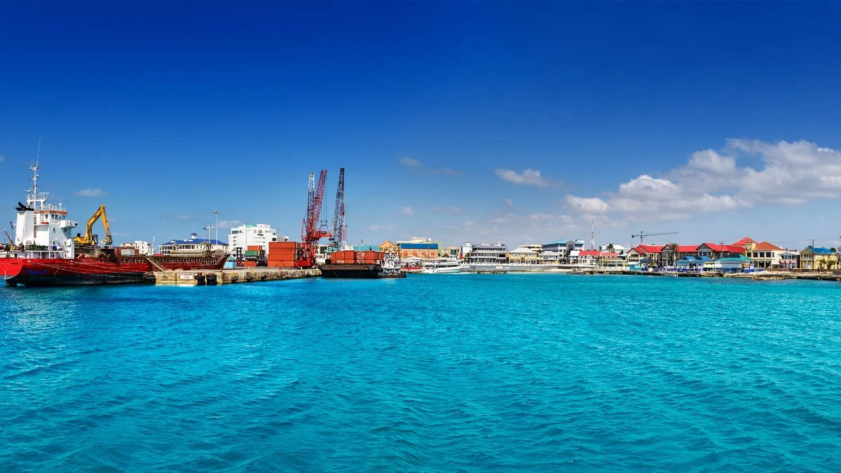 Colorful harbor view, George Town